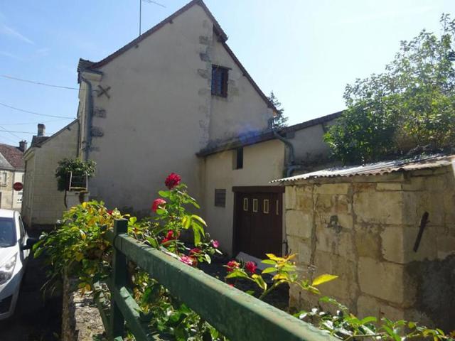 Maison Le Petit Pressigny 7 pièce s 0118 m2