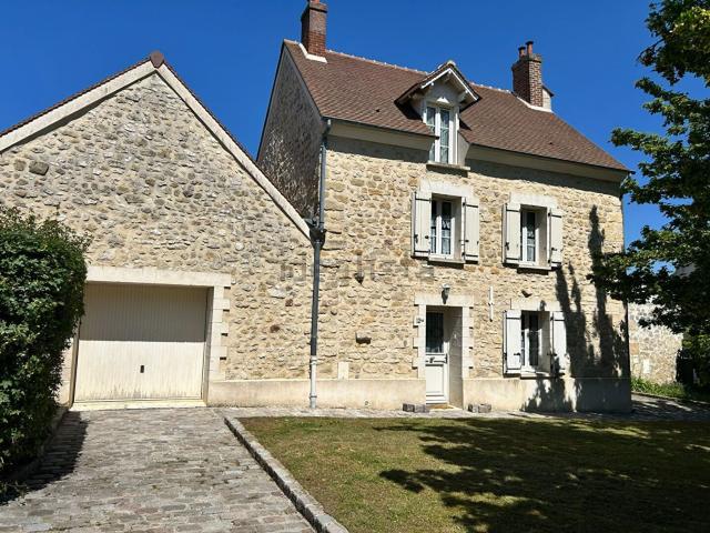 Maison, Le Perchay