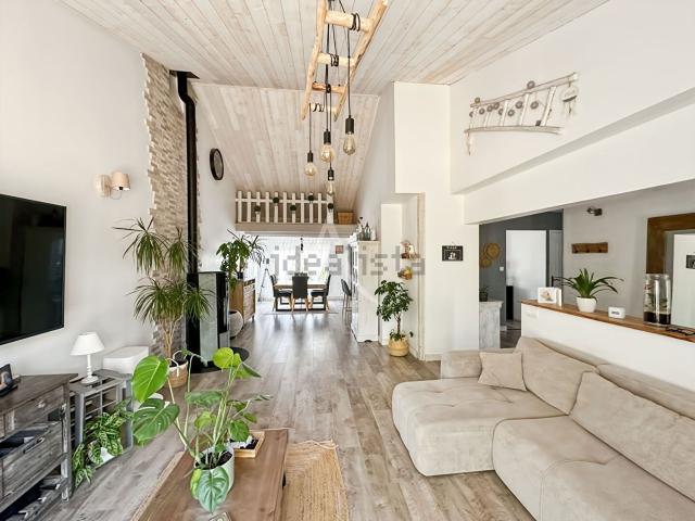 Maison, Le Perrier