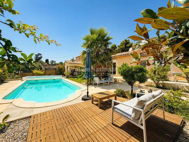 Maison, Le Rove