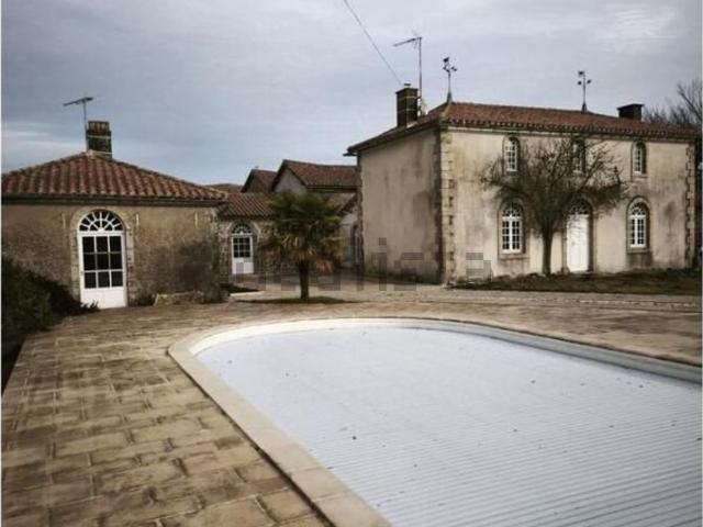 Maison, Le Tallud