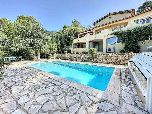 Maison Le Tignet 4 pièce s 153 m2