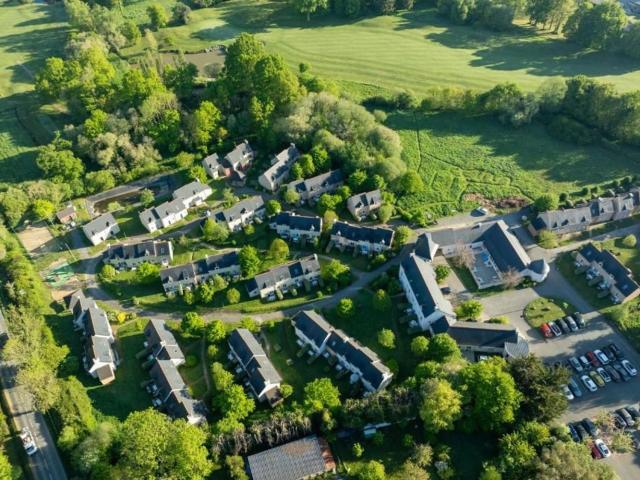 Maison, Le Tronchet