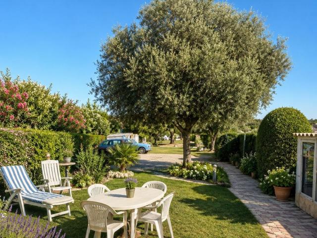 Maison, Le Val