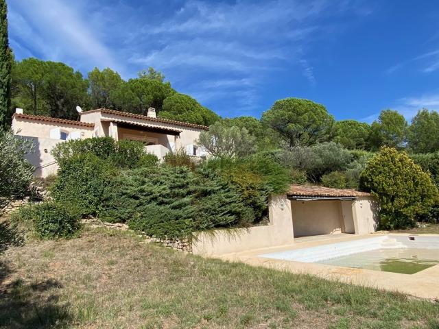 Maison, Le Val