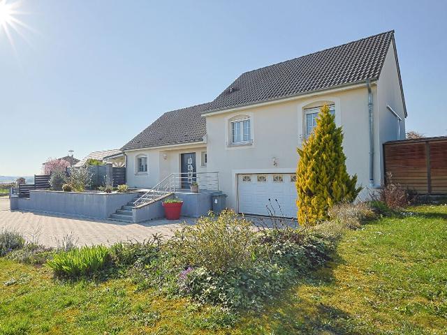 Maison Lelling 6 pièce s 132 m2