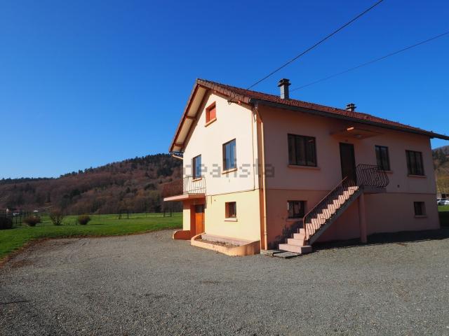 Maison, Lepuix