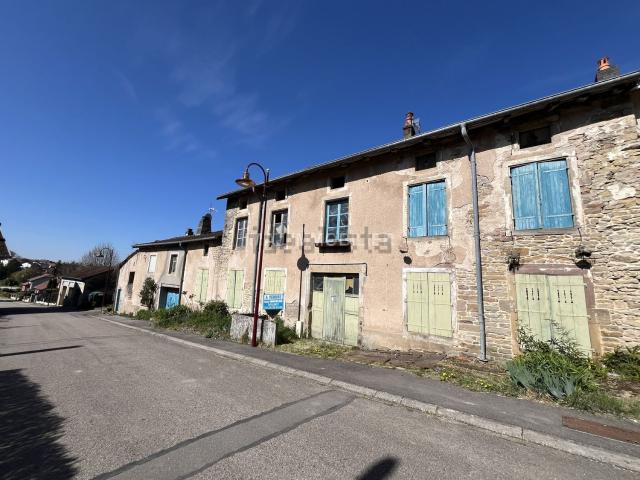 Maison, Lerrain