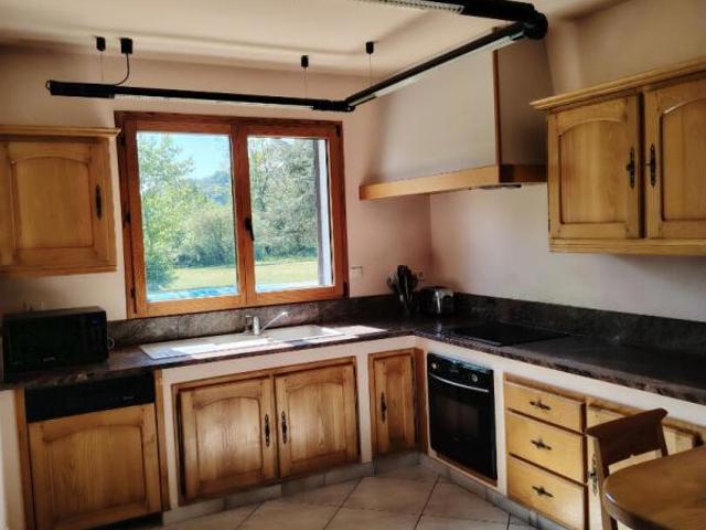 Maison La Bâtie Divisin 6 pièce s 200 m2
