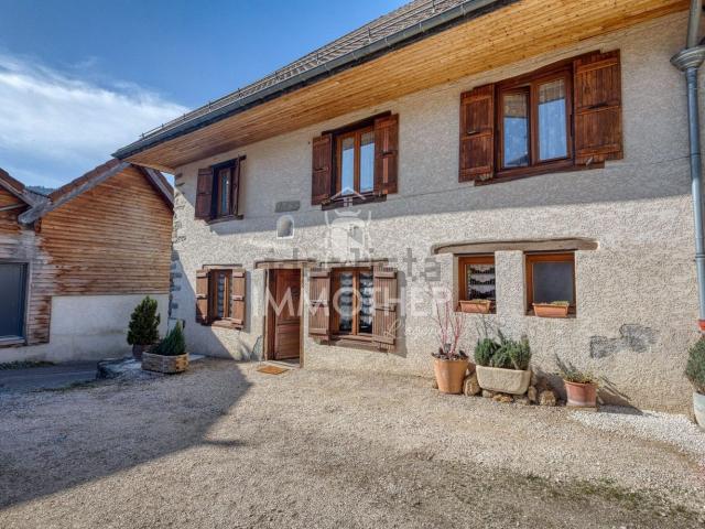 Maison, Les Adrets