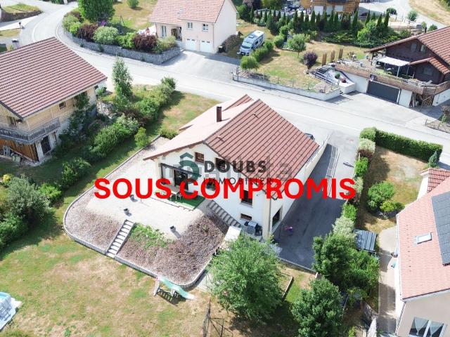Maison, Les Combes