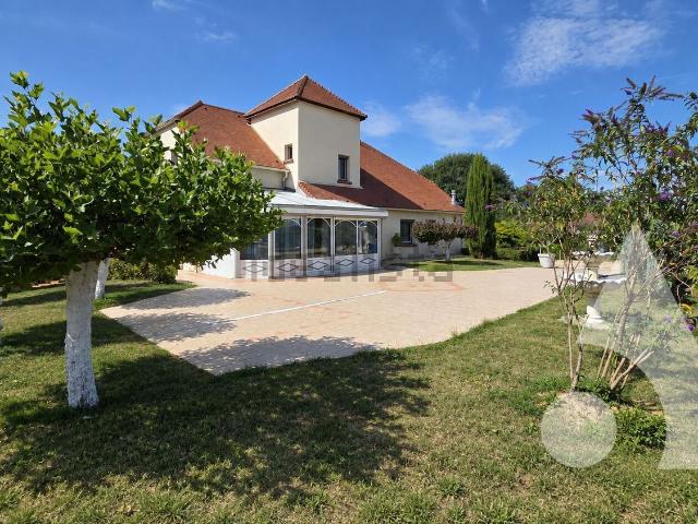 Maison, Les Essards Taignevaux