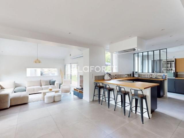 Maison Les Pennes Mirabeau 5 pièce s 132.43 m2