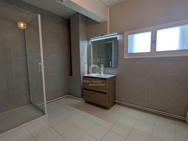 Maison Les Ponts De Ce 82.96 m2