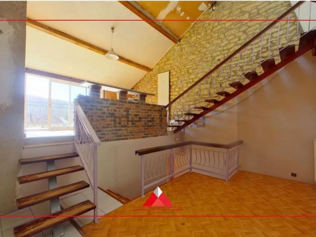 Maison, Leschères