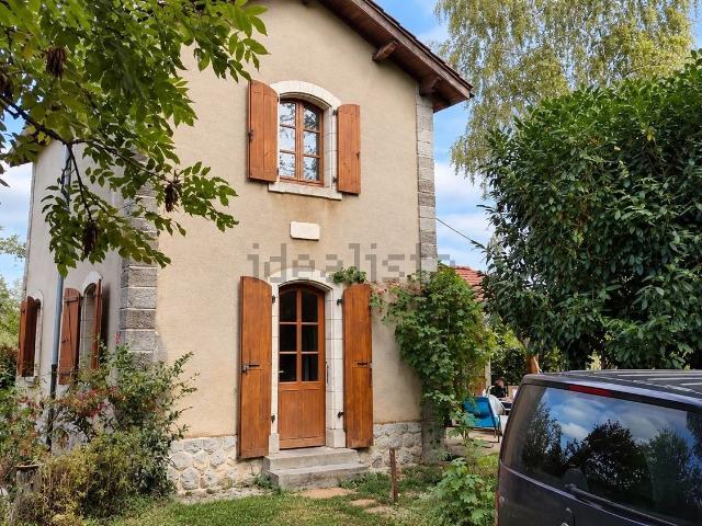 Maison, Lescure
