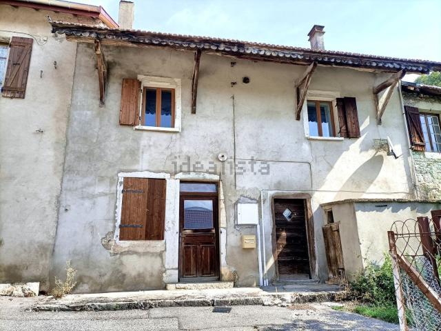 Maison, Lhuis