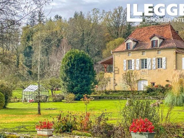 Maison, Lherm