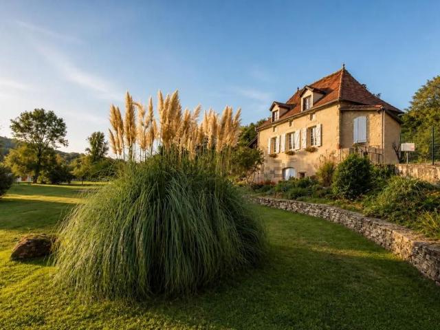 Maison, Lherm