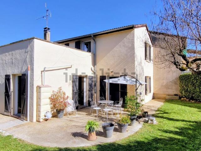 Maison, Pommiers