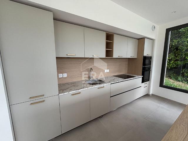 Maison Limonest 5 pièce s 192 m2