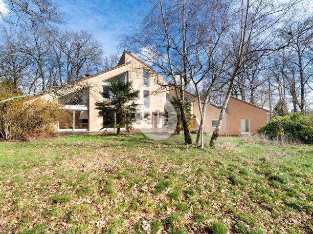 Maison, Limoges