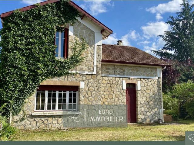 Maison, Luxey