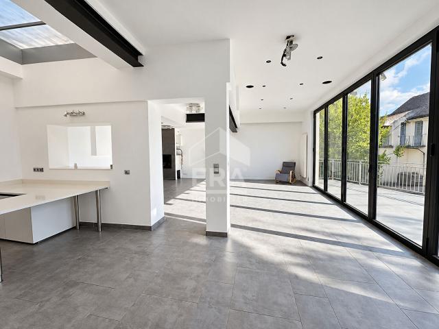 Maison Luzarches 12 pièces 349.44 m2