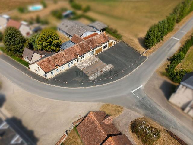 Maison, Luant