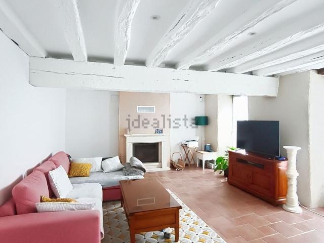 Maison, Luant
