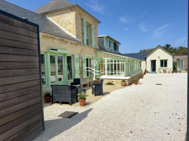Maison, Luc sur Mer