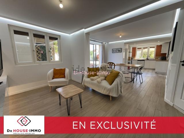 Maison, Luc sur Mer