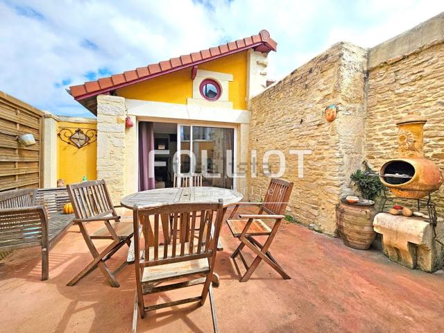 Maison, Luc sur Mer