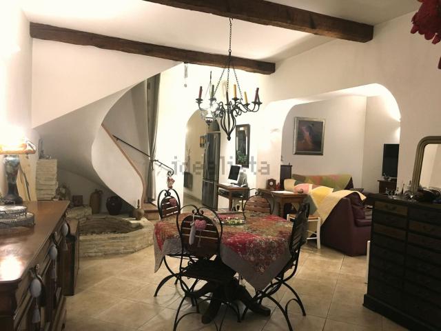 Maison, Luc sur Orbieu
