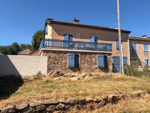 Maison, Luc