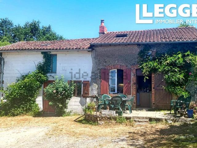 Maison, Luchapt