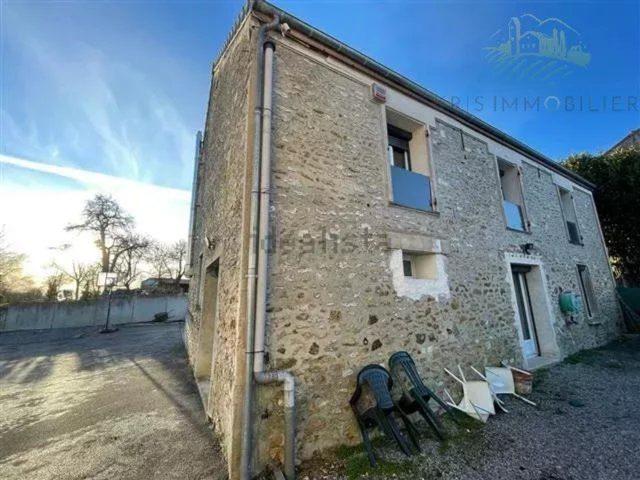 Maison, Lucy le Bocage