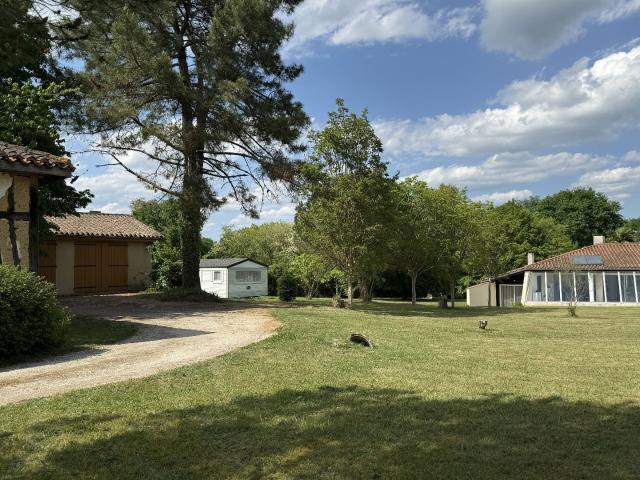 Maison lumineuse ouverte sur la nature, secteur Eauze