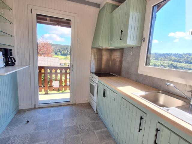 Maison lumineuse avec vue Mont d’Or aux Hôpitaux Neufs