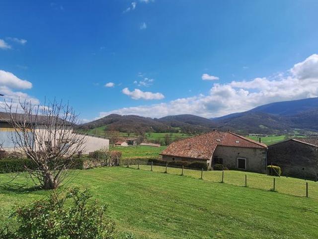 Maison lumineuse de 100m2 avec vue Pyrénées et beau terrain de 1328m2