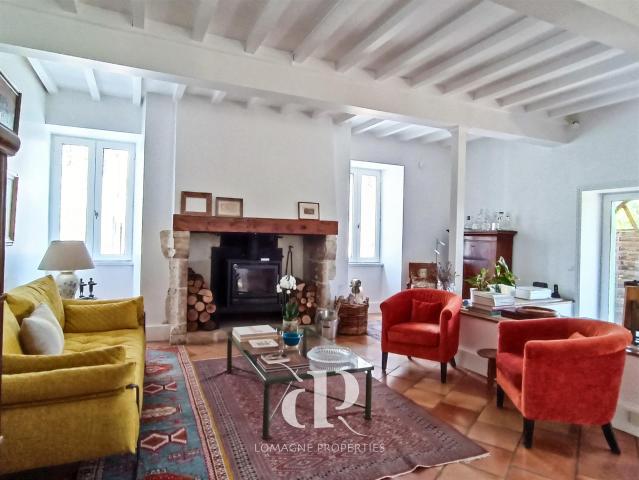 Maison lumineuse et confortable dans un Charmant Village 251m² Lectoure