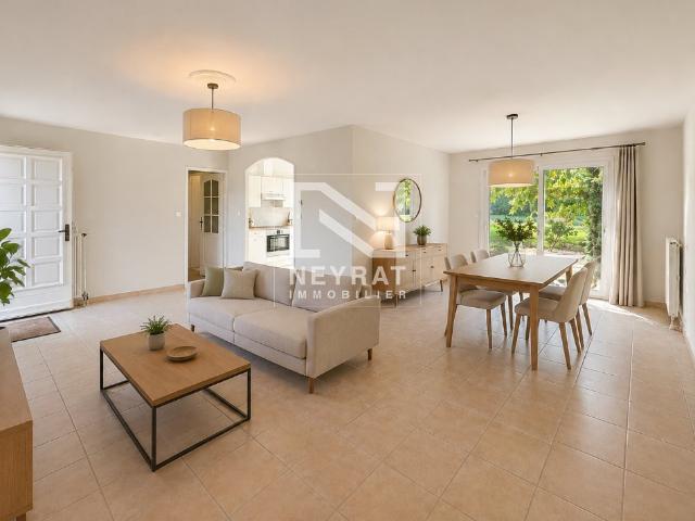 Maison lumineuse et fonctionnelle, entièrement de plain pied, 3 chambres
