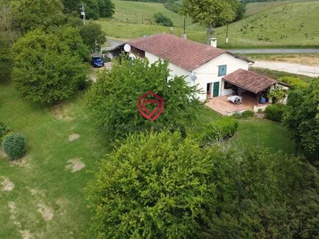 Maison lumineuse face aux Pyrénées