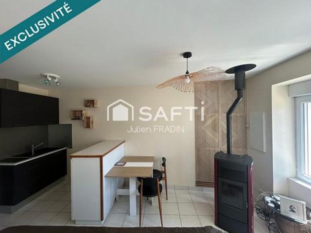 * * TROP TARD OFFRE ACCEPTÉE POUR CELLE BELLE MAISON DE 2 CHAMBRES ! * *