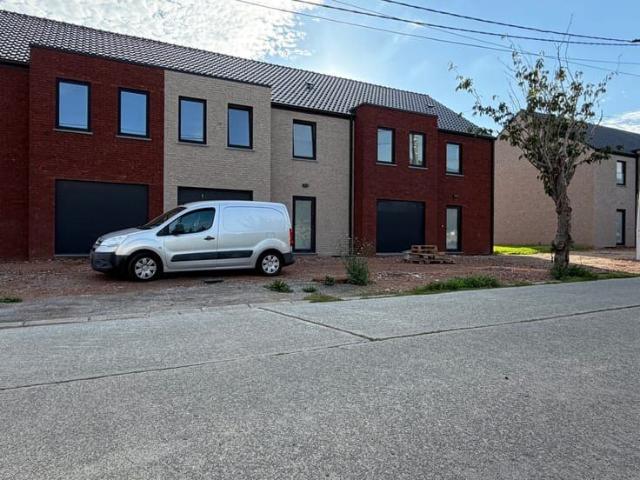 Maison lumineuse 3 ch. avec Jardin, terrasse et garage