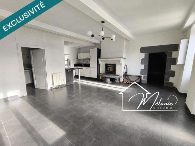 Maison lumineuse 4 chambres cuisine ouverte