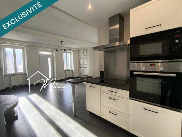 Maison lumineuse 4 chambres cuisine ouverte