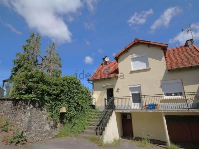 Maison, Lunac