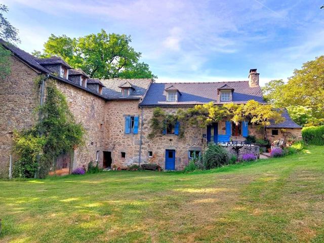 Maison, Lunac