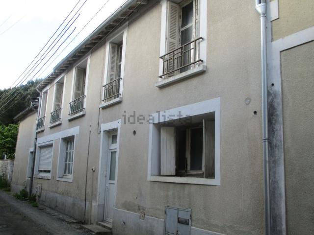 Maison, Lusignan